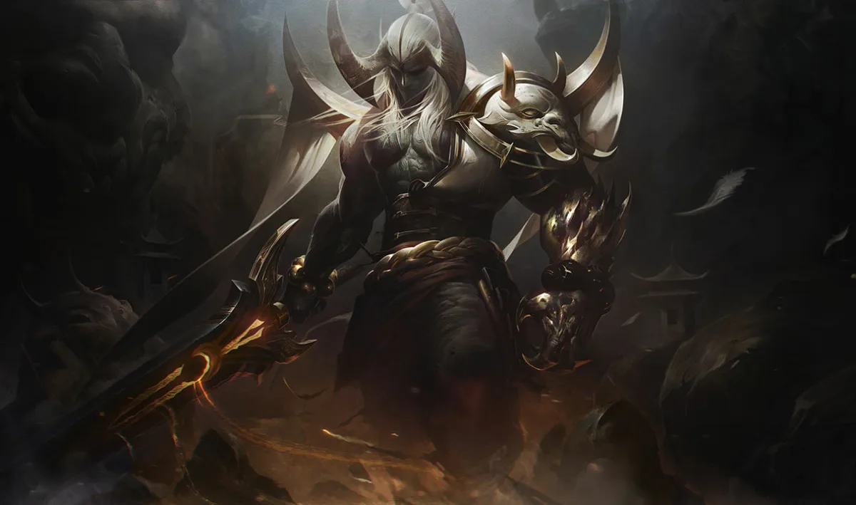 Prestige Blood Moon Aatrox holding a gold blade in white ceremonial armor