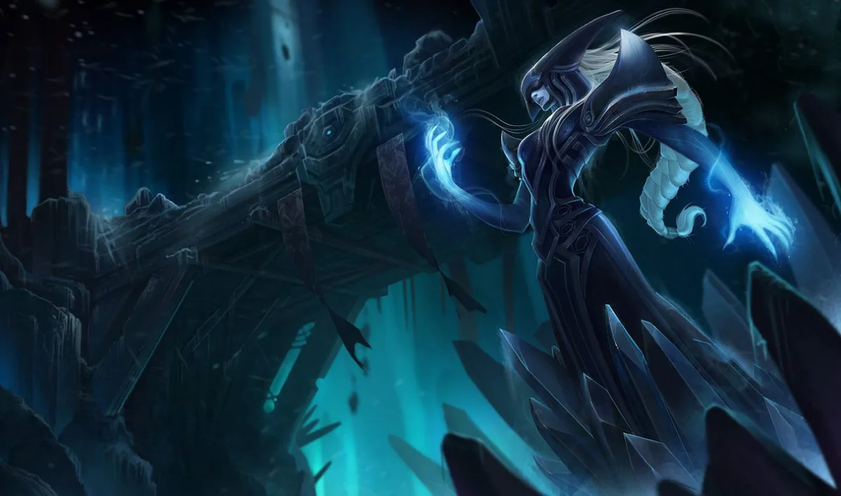 Lissandra raises glowing blue hands above a frozen chasm beneath a black spiked crown.