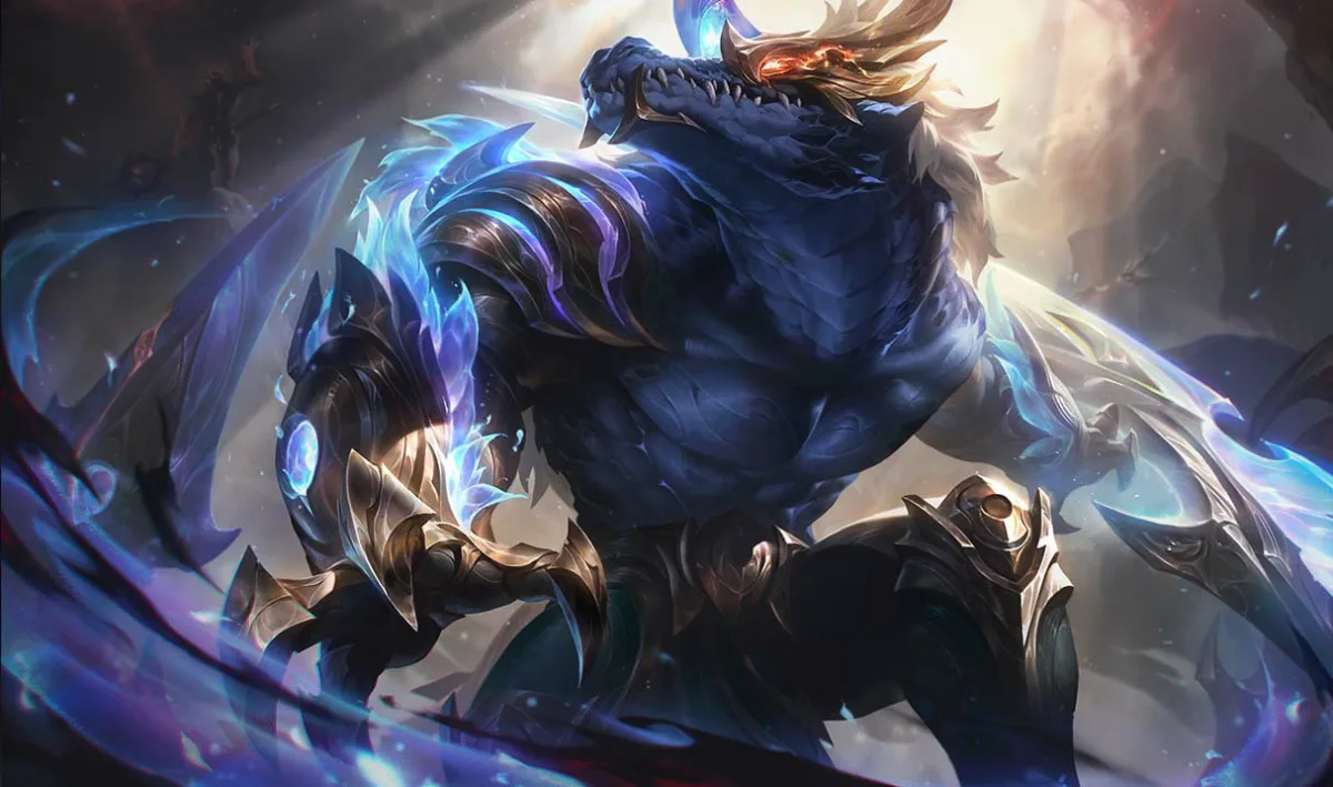 Dawnbringer Renekton raising his head in gold-trimmed armor with sweeping blue accents