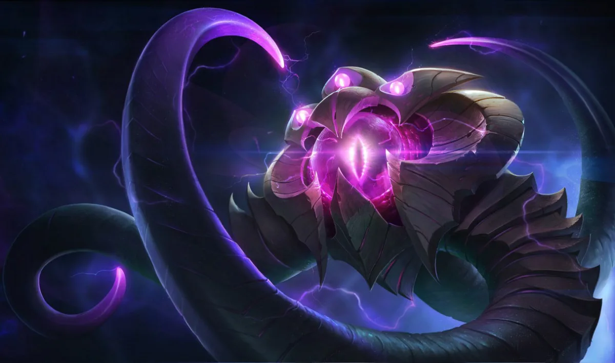 Vel'Koz firing plasma across the lane