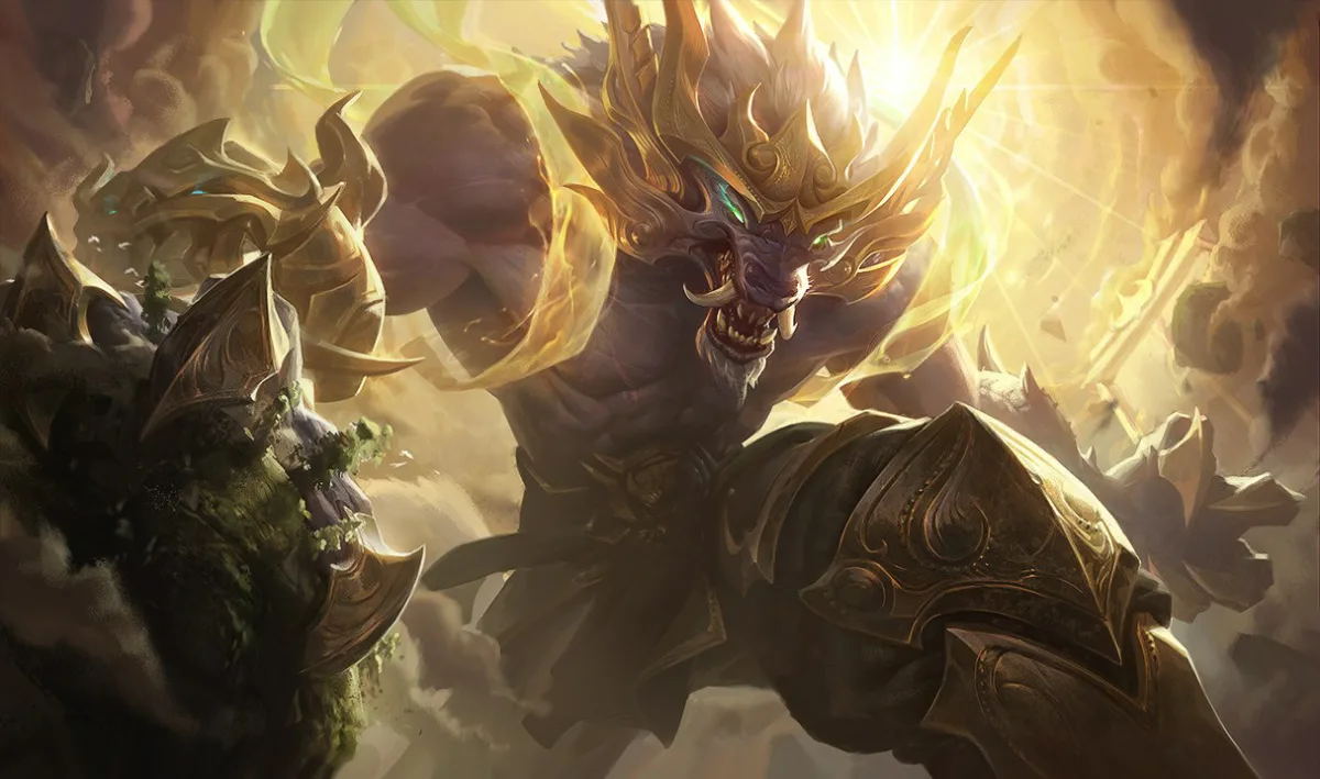 Lunar Guardian Warwick roaring in gold armor before a radiant celestial gate
